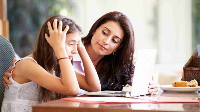 stress in children mother supporting stressed child